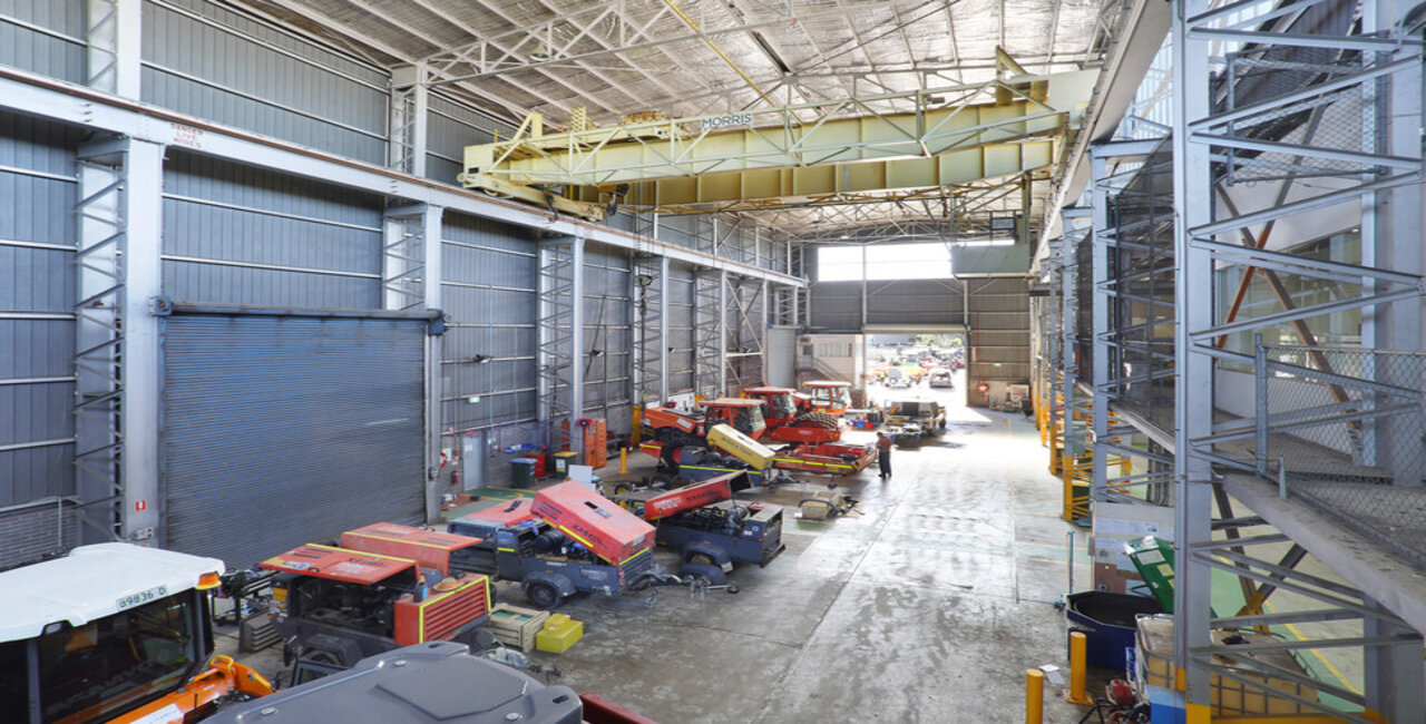 Industrial property for lease in seven hills 4