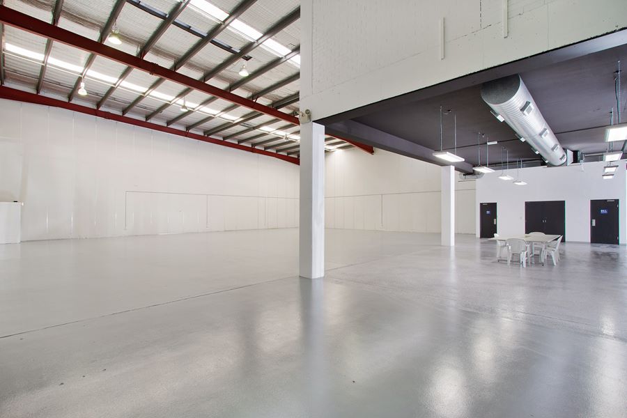 Industrial property for lease in st leonards 4