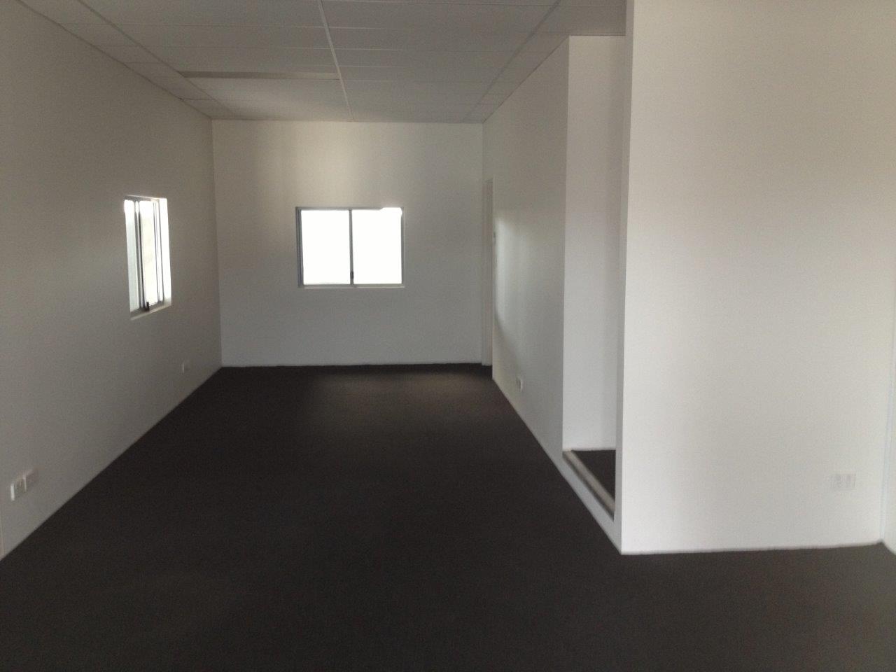 Industrial property for lease in castle hill 3