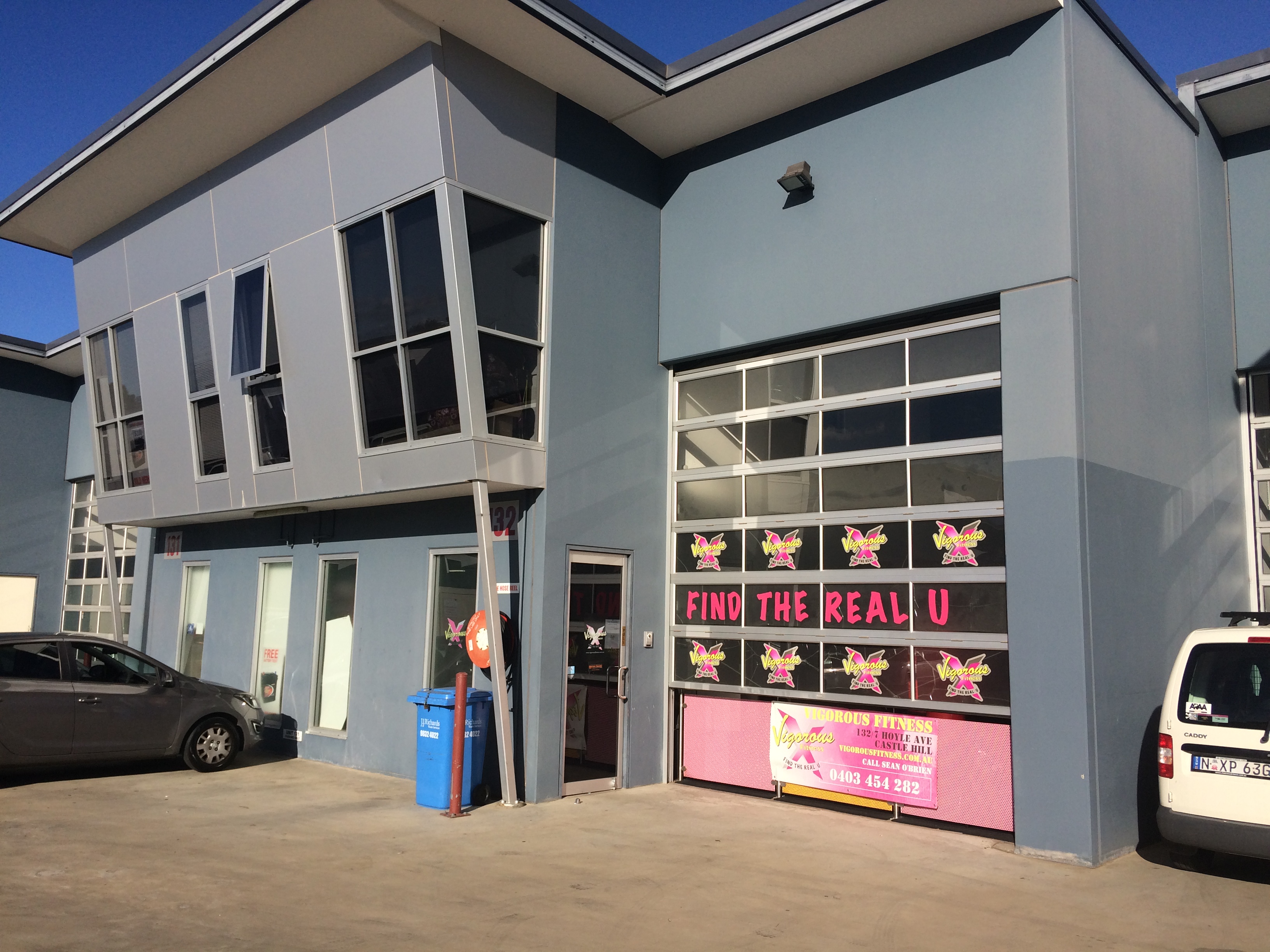 Industrial property for lease in castle hill 4