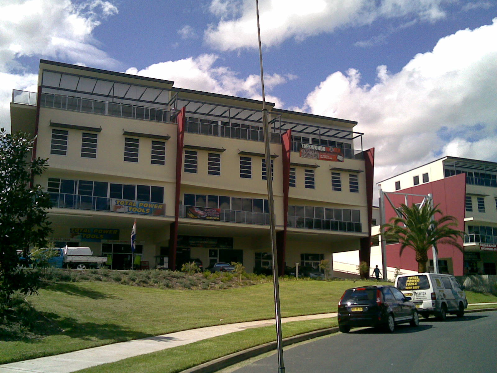 Industrial property for lease in castle hill 2