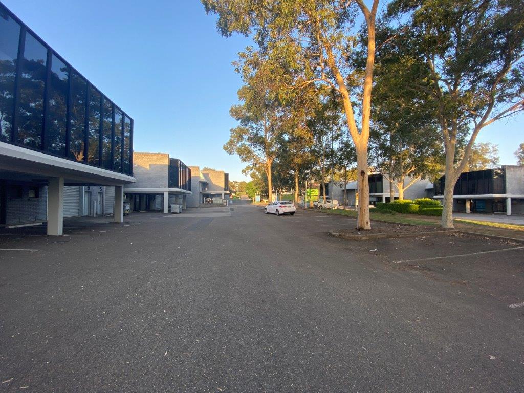 Industrial property for lease in castle hill 1