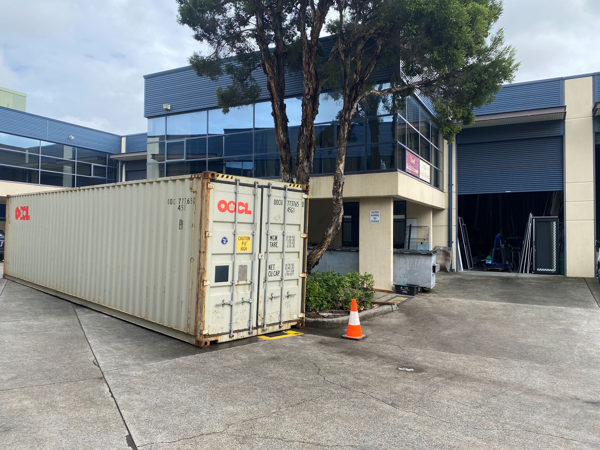 Industrial property for lease in silverwater 2