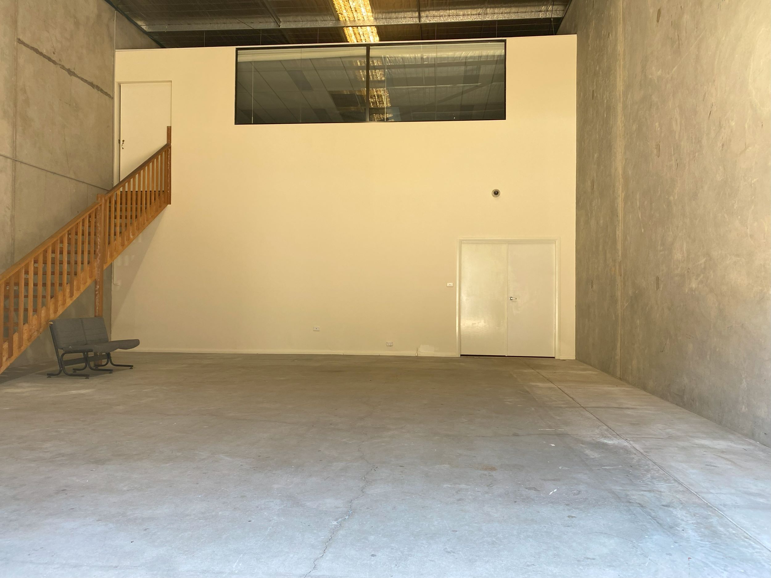 Industrial property for lease in silverwater 2
