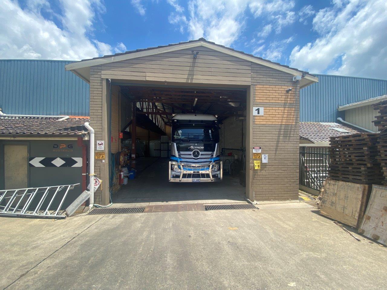 Industrial property for lease in st marys 1