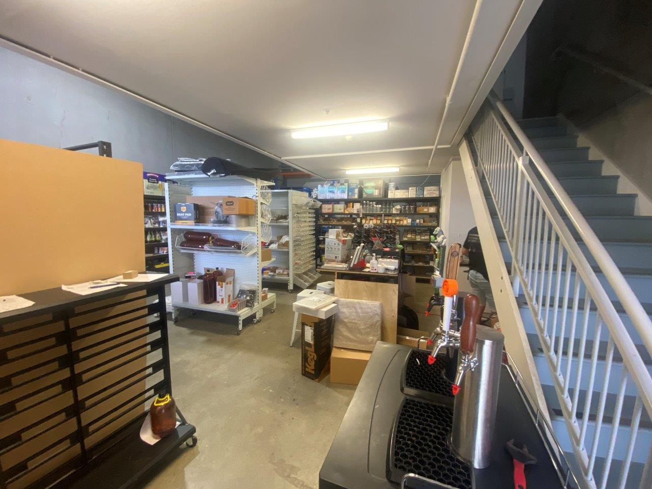 Industrial property for lease in north rocks 3