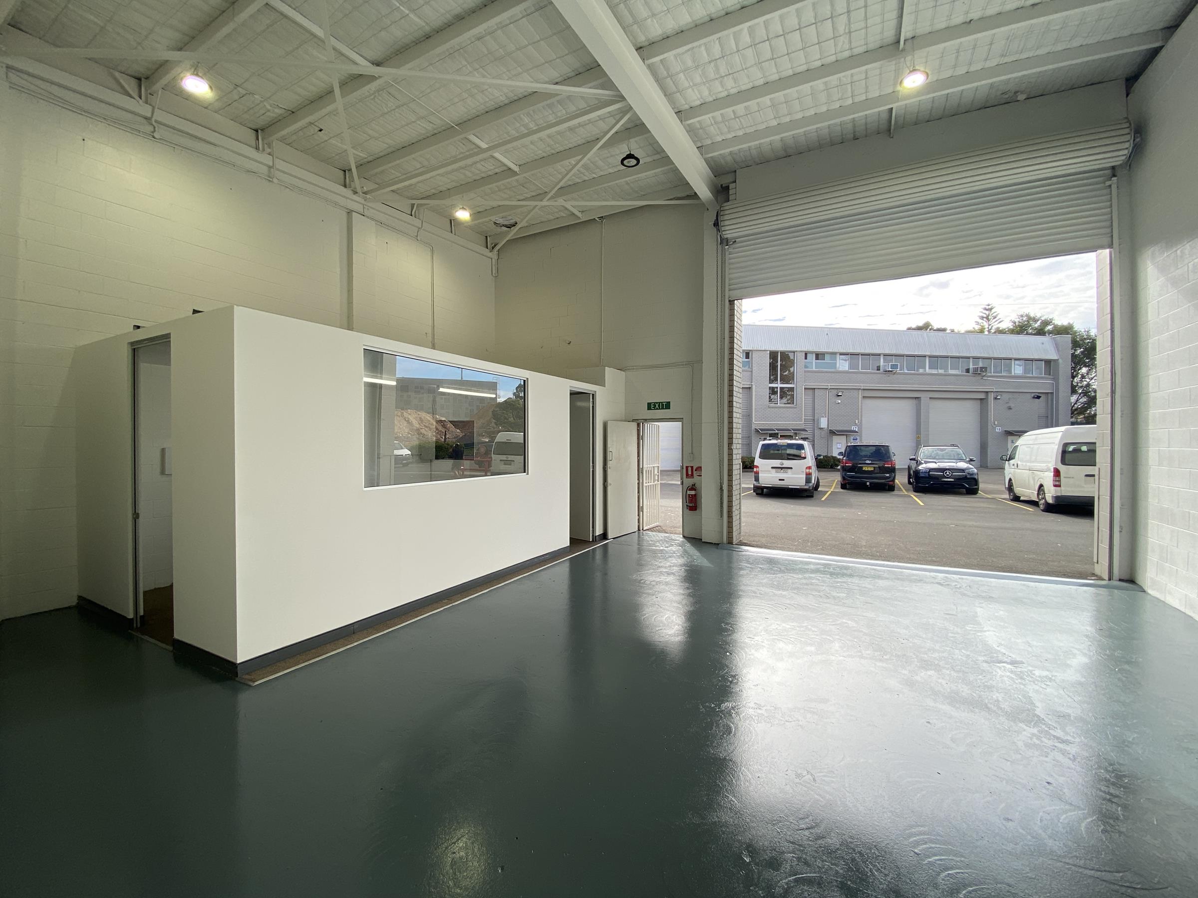Industrial property for lease in north rocks 0