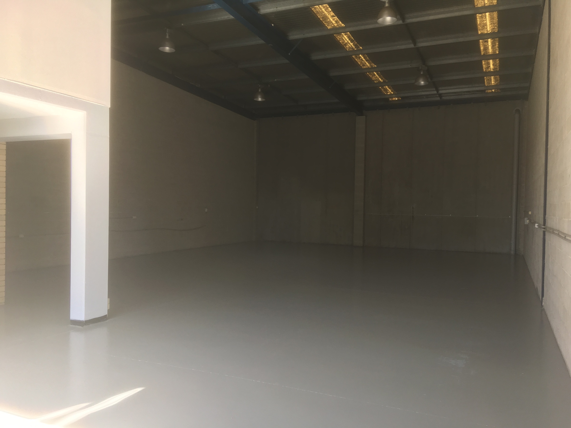 Industrial property for lease in arndell park 4
