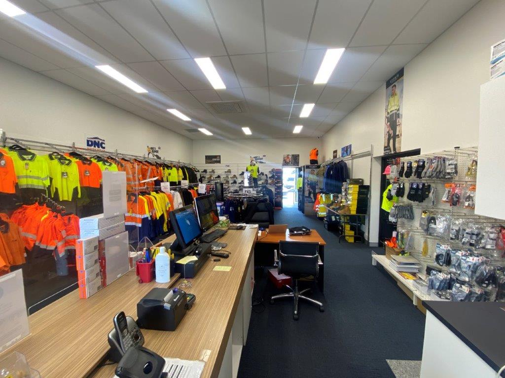 Industrial property for lease in seven hills 1