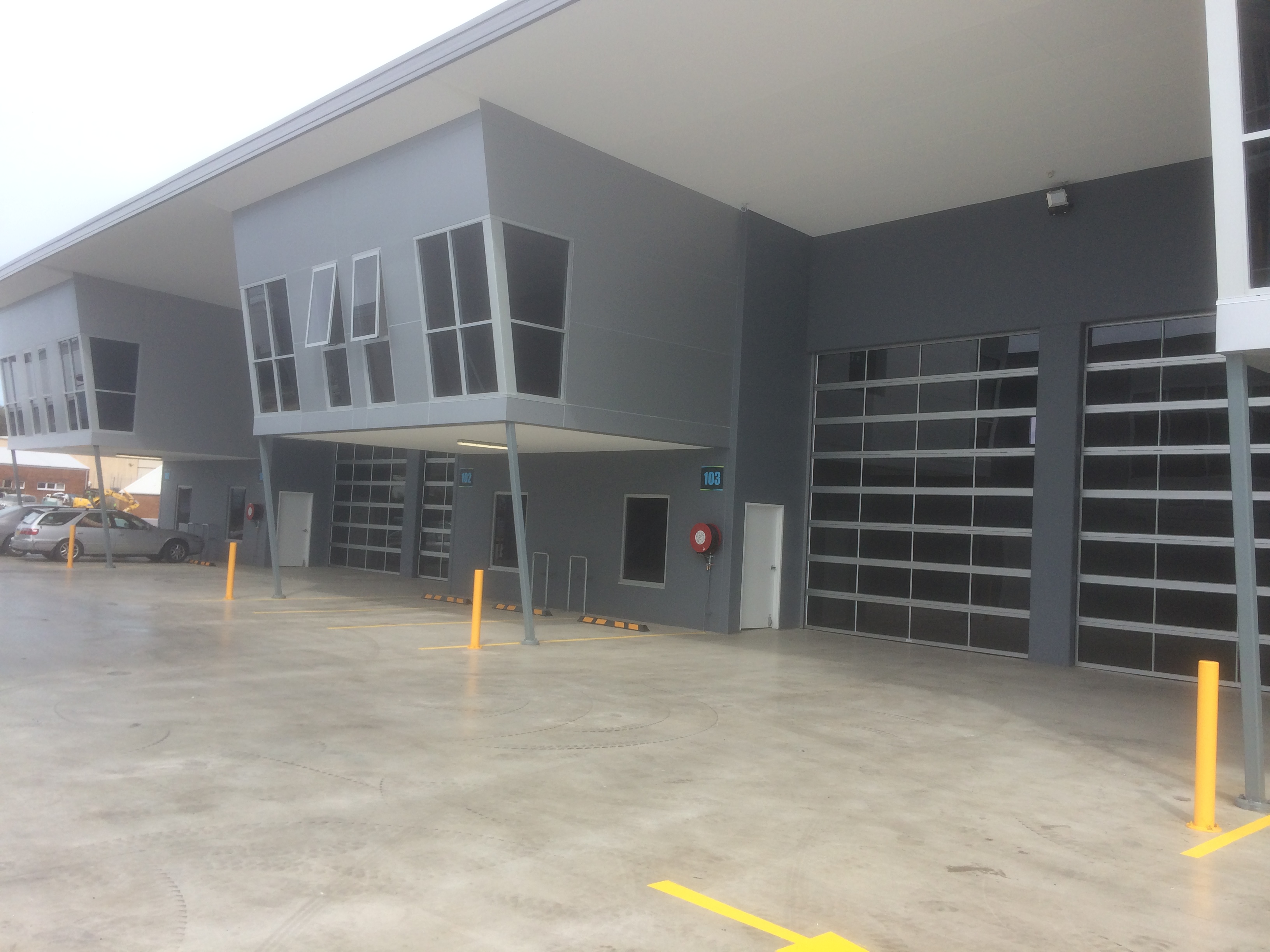 Industrial property for lease in north rocks 0