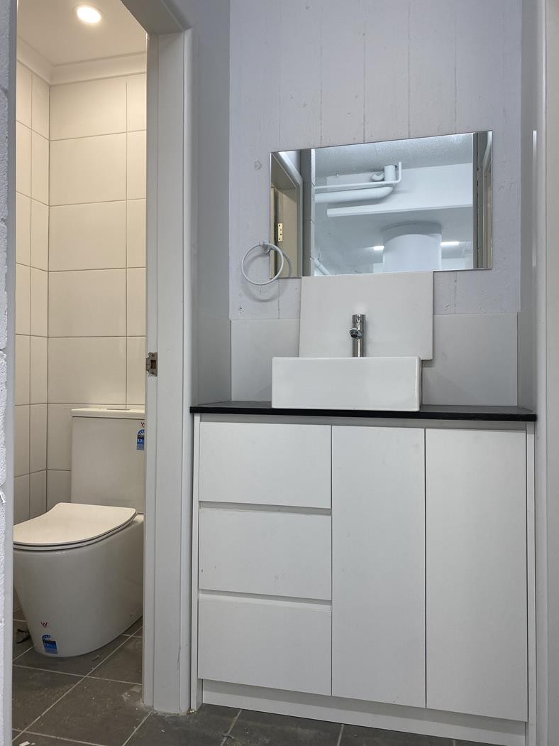 Industrial property for lease in silverwater 3