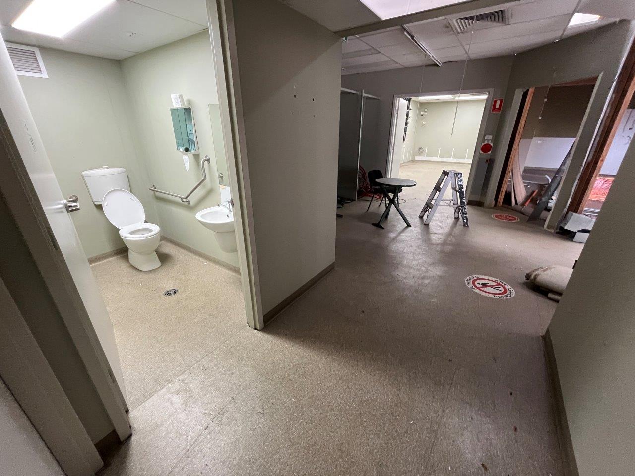 Commercial property for lease in blacktown 2