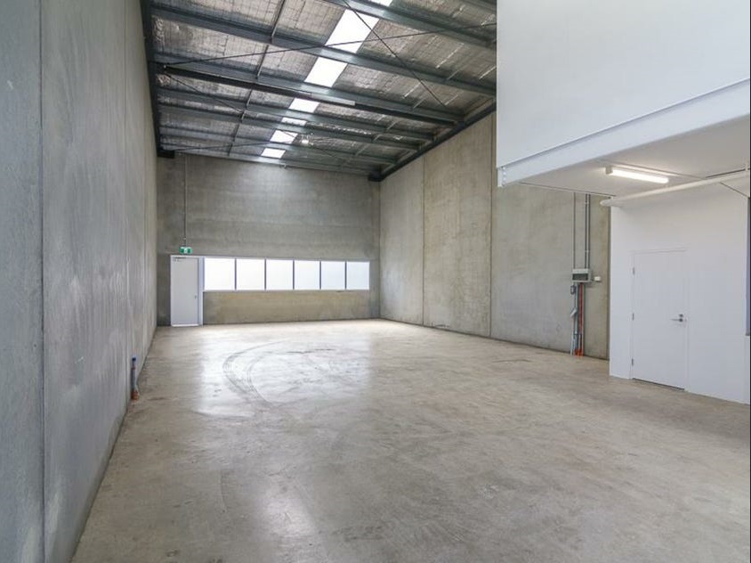 Industrial property for lease in north rocks 0