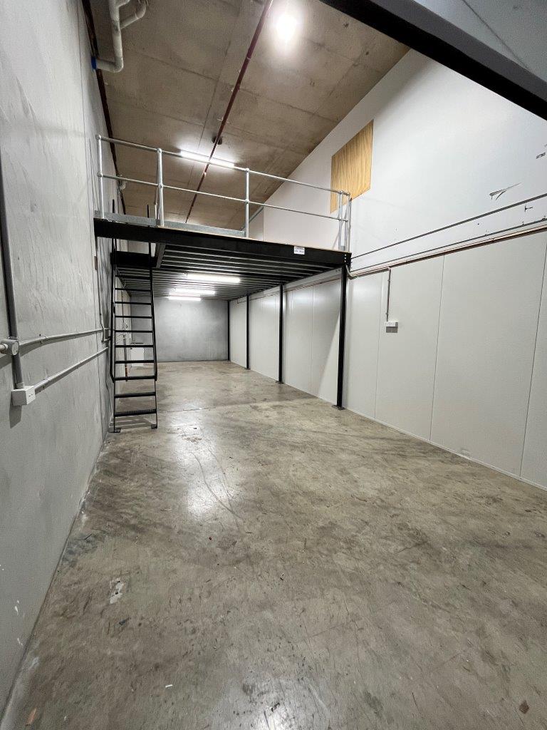 Industrial property for lease in north rocks 1