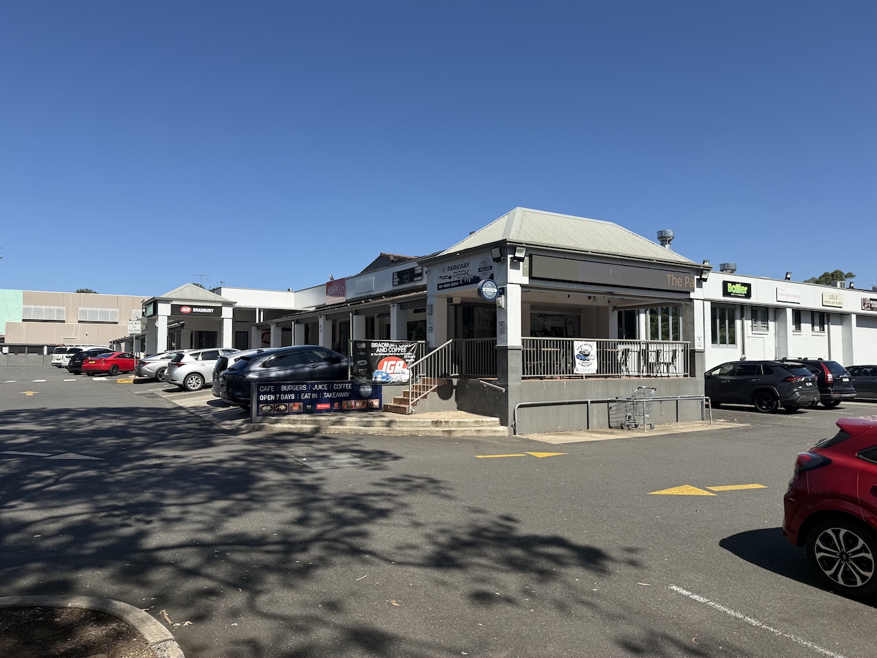 Retail property for lease in bradbury 3