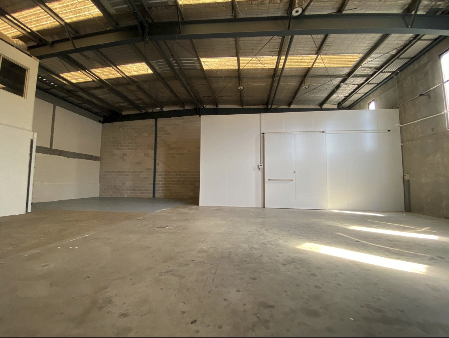 Industrial property for lease in auburn 1
