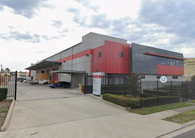 Industrial property for lease in glendenning 0