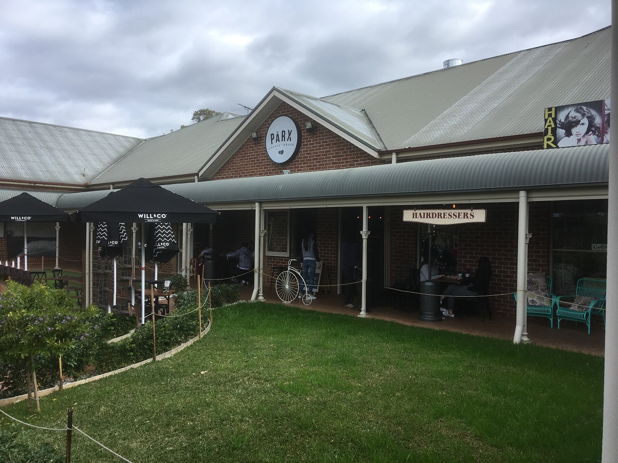 Retail property for lease in abbotsbury 1