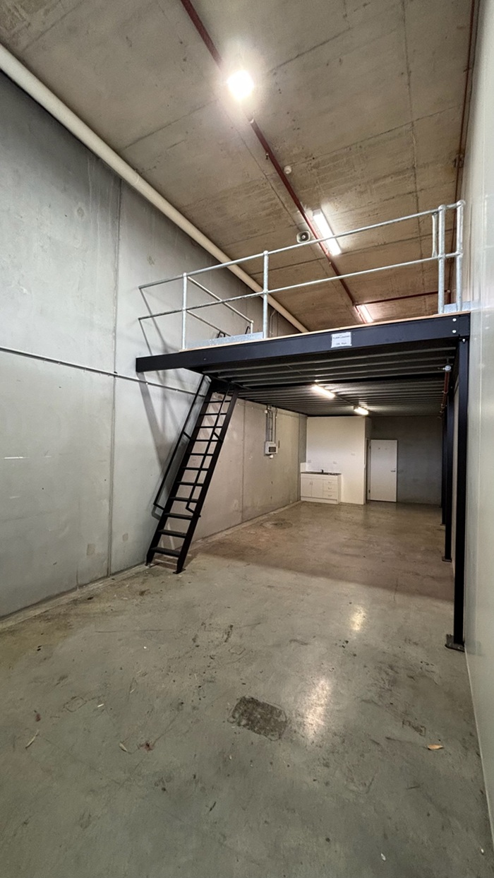 Industrial property for lease in north rocks 1