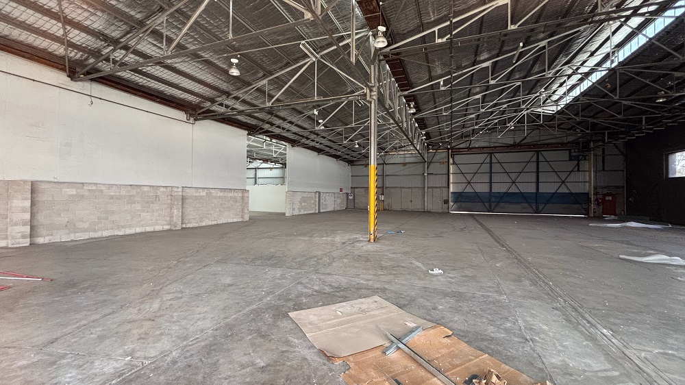 Industrial property for lease in seven hills 0