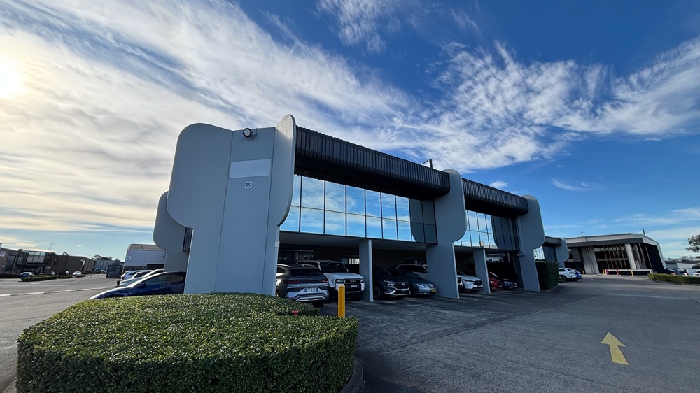Industrial property for lease in seven hills 1
