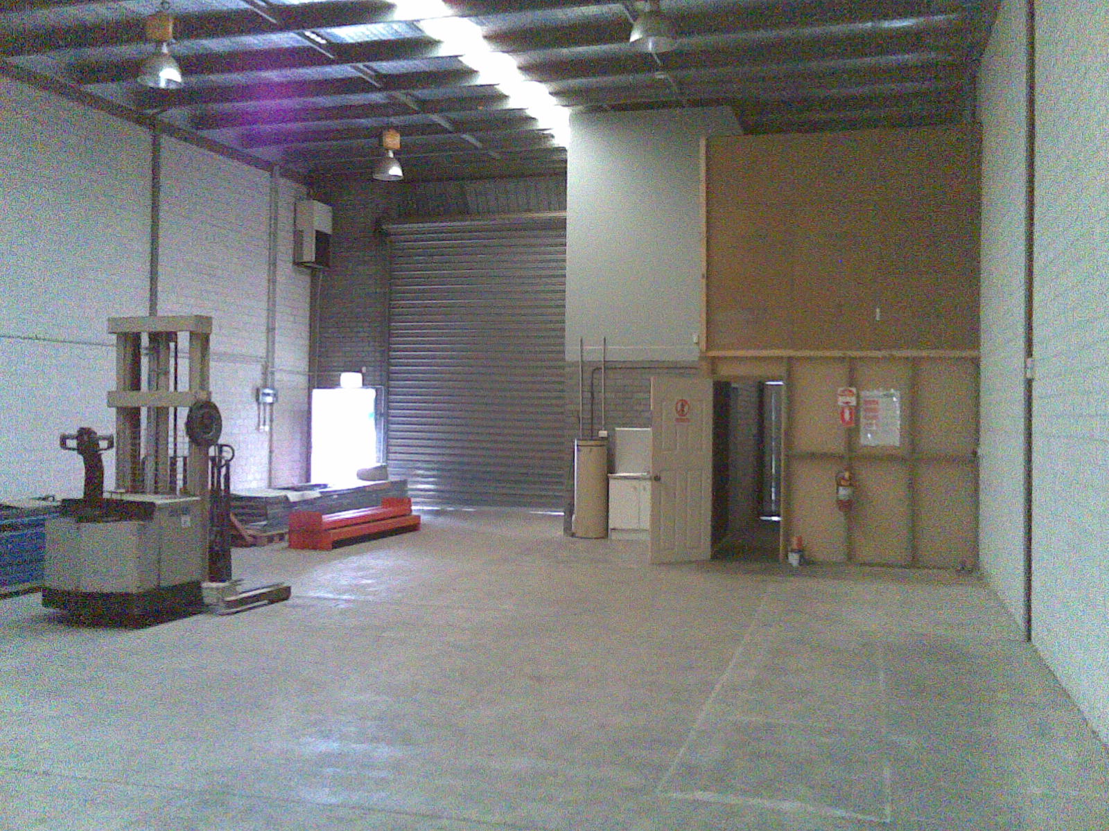 Industrial property for lease in castle hill 0