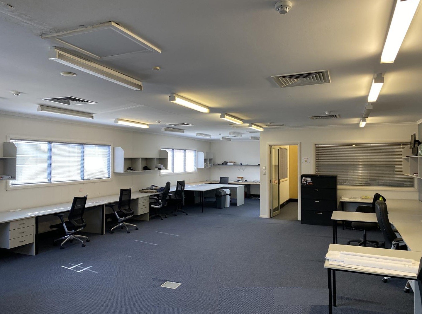 Industrial property for lease in silverwater 1